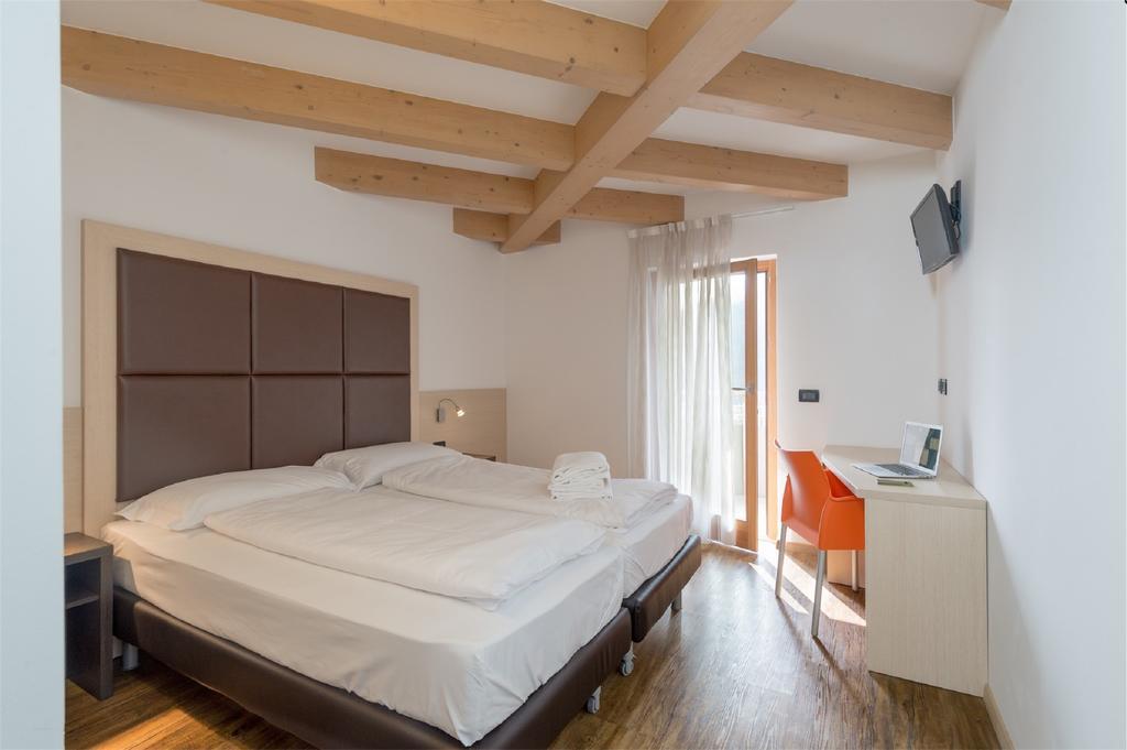 Villa Cameras Room And Breakfast Мори Екстериор снимка