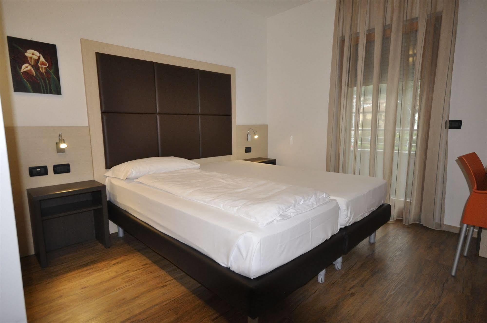 Villa Cameras Room And Breakfast Мори Екстериор снимка