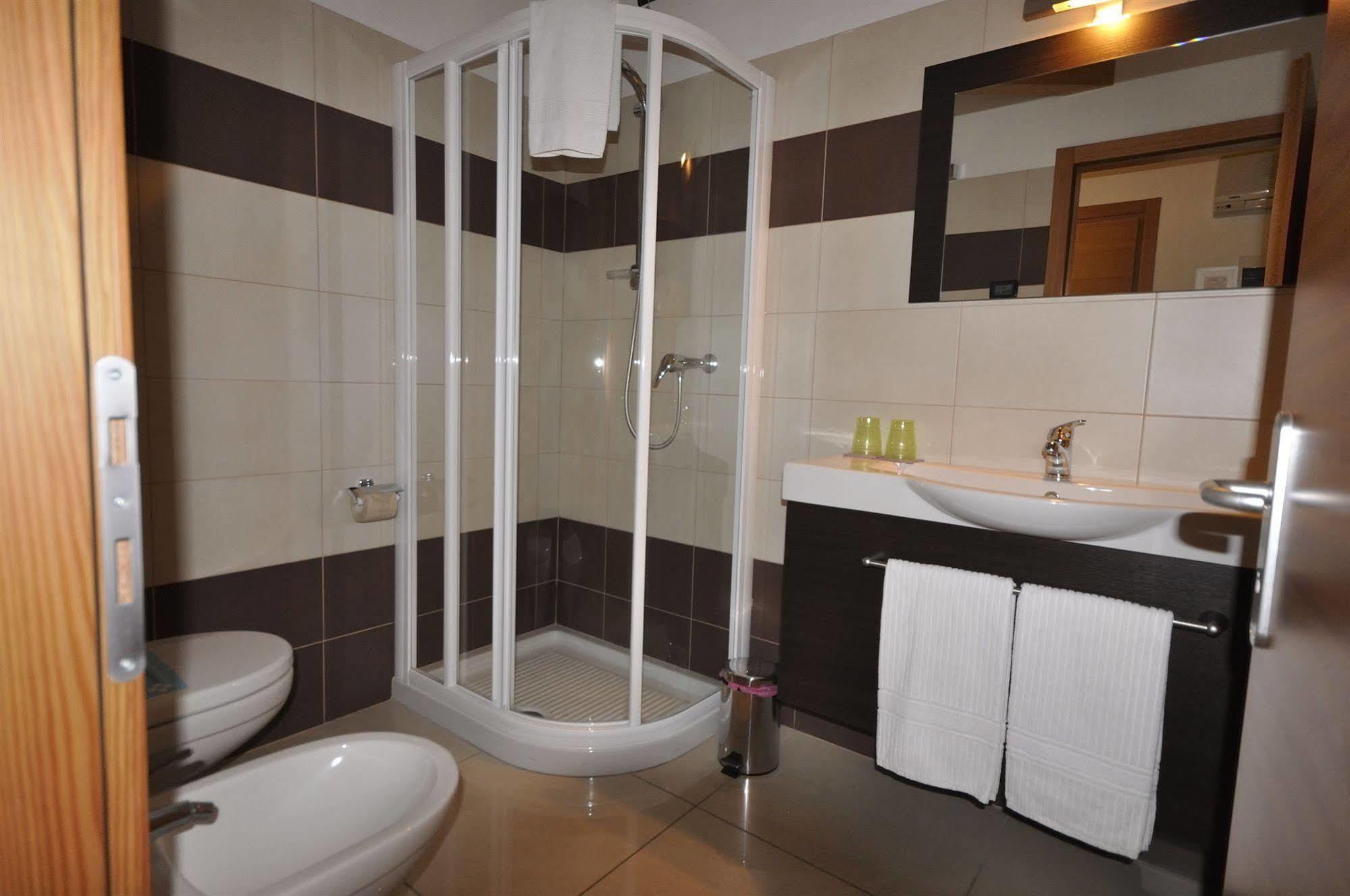 Villa Cameras Room And Breakfast Мори Екстериор снимка